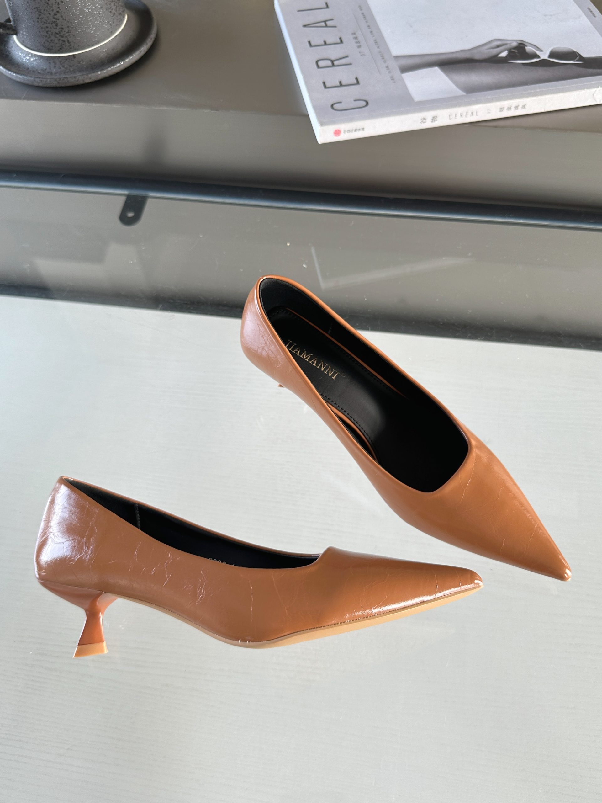 French Sexy Pointed Toe Shallow Mouth Thin Heel Shoes 2024 Spring New Style Versatile Commuter High Heel Work Shoes